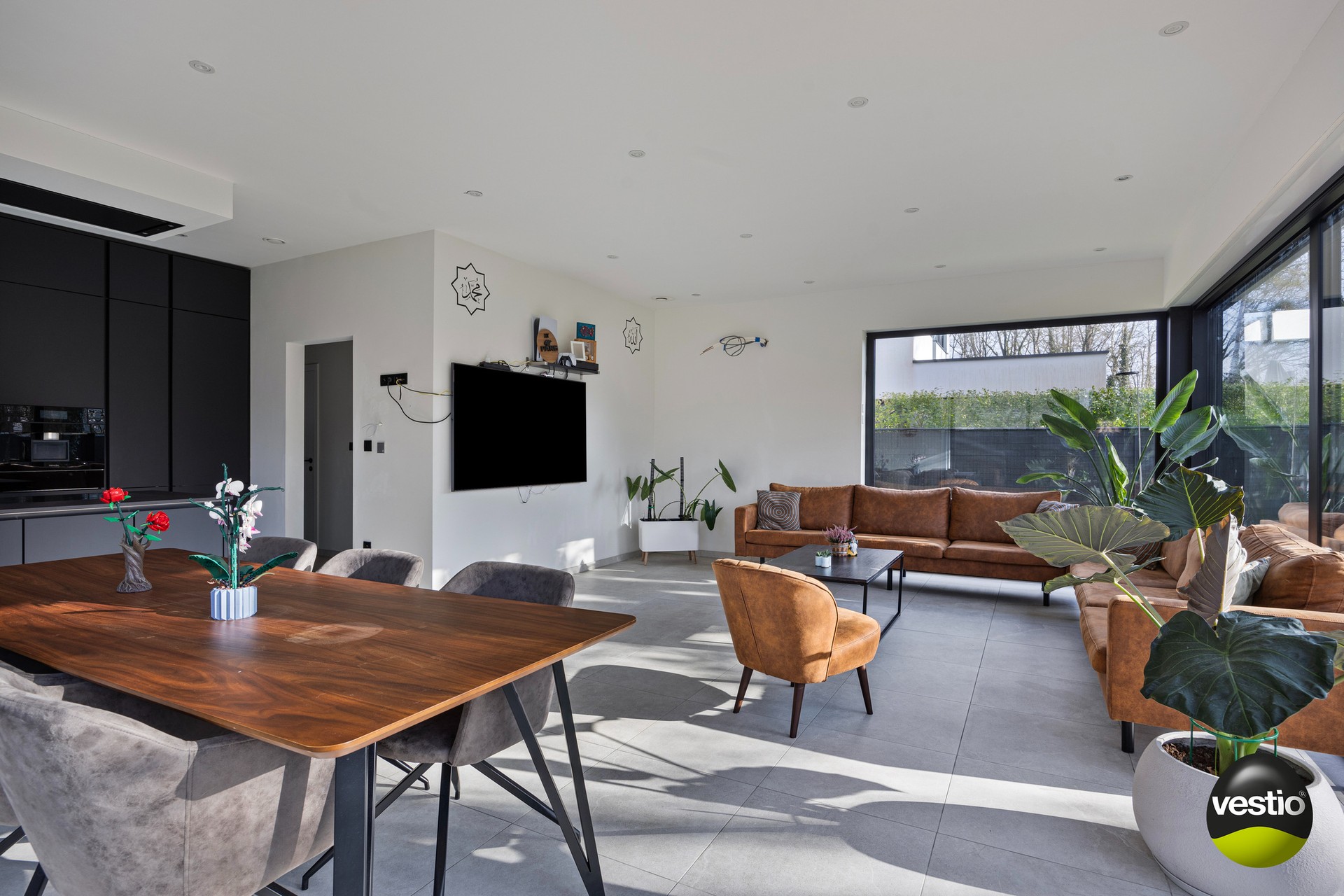 Prachtige, vrijstaande BEN-woning met 3 slaapkamers en 2 badkamers op toplocatie te Genk - photo 4