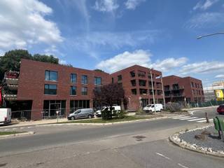 Commercial for rent in Waterloo