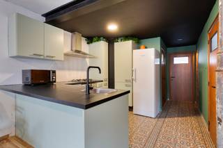 Te huur: Gezellig appartement in de Jodenstraat, midden in het centrum van Mechelen.Dit appartement biedt een praktische indeling en een centrale...