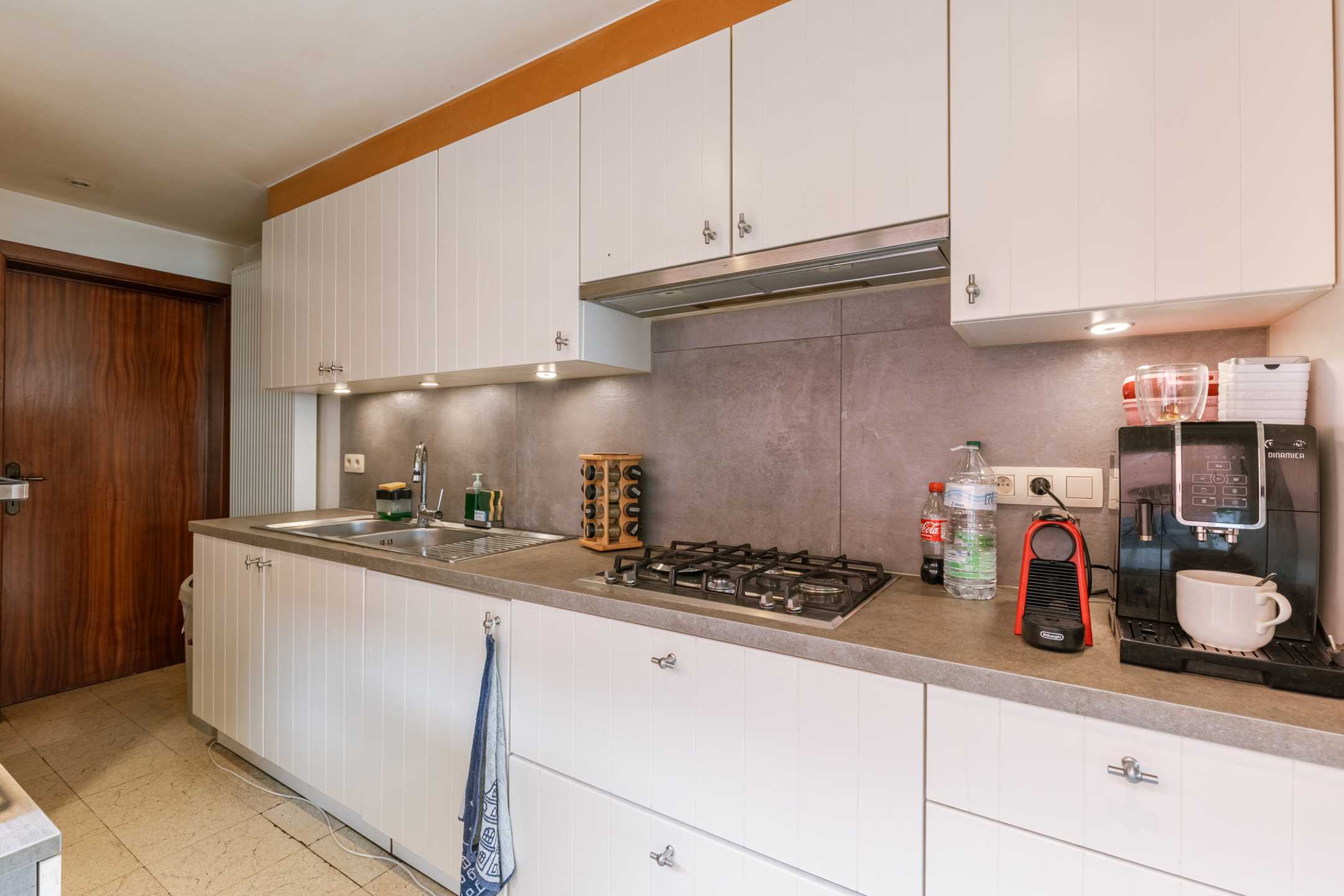 Instapklare woning met 3 slaapkamers en tuin nabij centrum Roeselare - foto 5