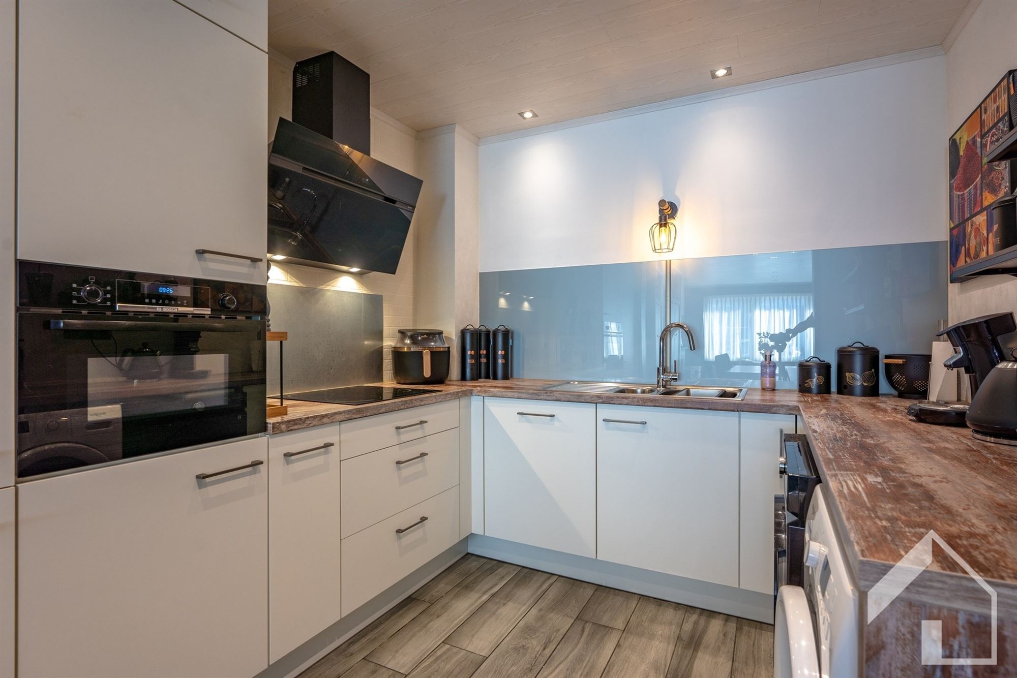 Instapklaar gelijkvloers appartement met 2 slaapkamers, tuin en terras - foto 5