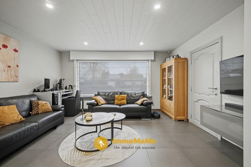 HALFOPEN BEBOUWING MET 3 SLAAPKAMERS EN RUSTGEVENDE TUIN TE KOOP IN WACHTEBEKE - foto 4