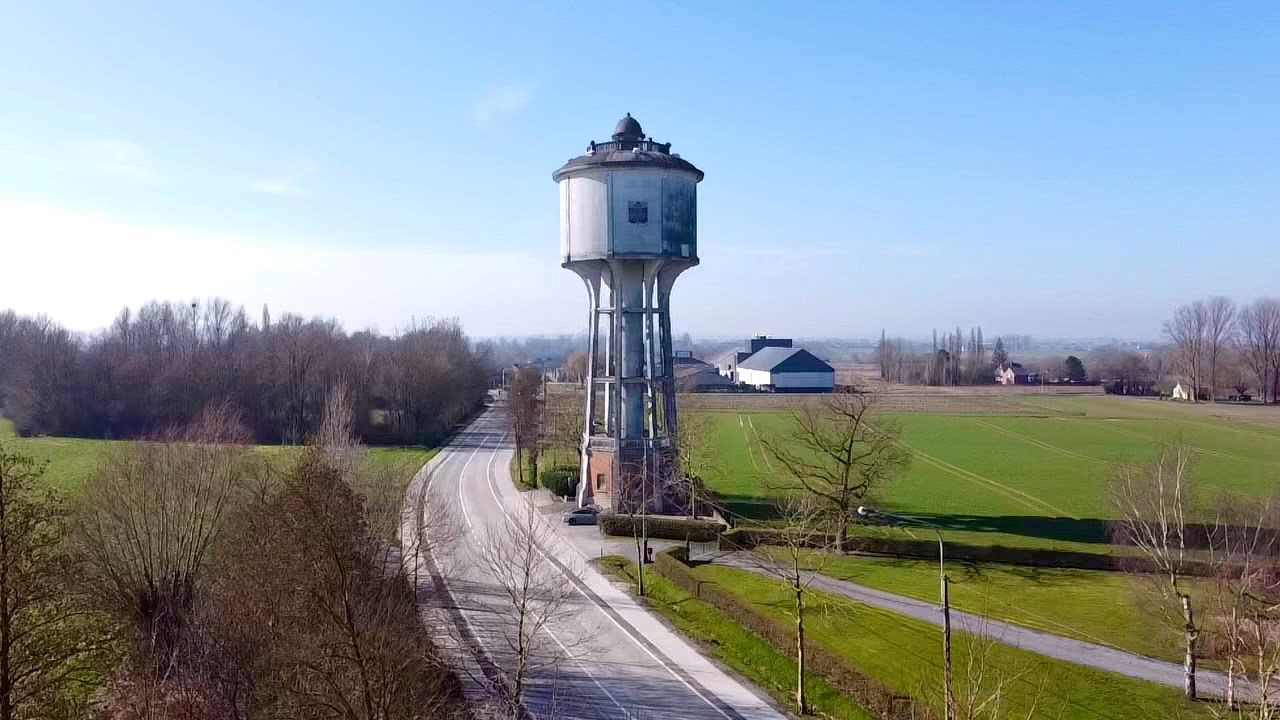 WATERTOREN MET VERGUNNING TOT VAKANTIEWONING VOOR 12 PERSONEN - foto 1