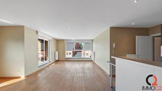 Rustig gelegen in Heppen bij Leopoldsburg, ter hoogte van residentie Lena,kan u dit prachtig en energiezuinig penthouse-appartement van maar liefst...