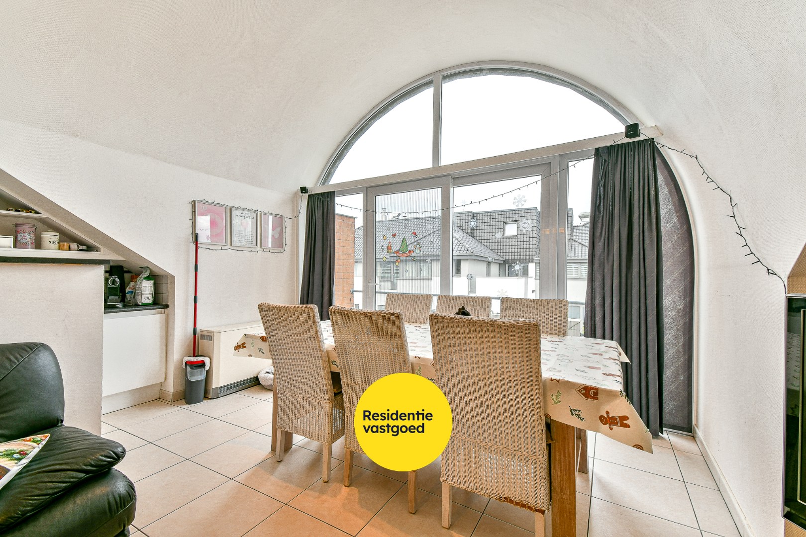 Dakappartement met 3 slaapkamers en garagebox in  centrum van Gistel - foto 3