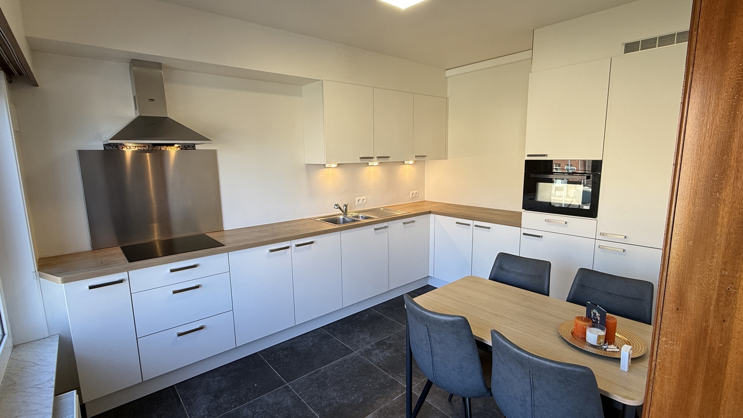 Centraal gelegen &amp; instapklaar appartement met 2 slaapkamers - foto 5