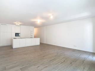 In het hart van Mechelen, in een van de meest charmante straten van de stad, bevindt zich dit ruime en lichtrijke appartement dat binnenkort...