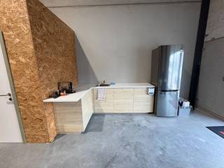 Deze site ligt langs de Grote Steenweg vlak voor het Kasteel van Olsene, op de verbindingsweg tussen Zulte en Deinze. Er is een zeer goede...