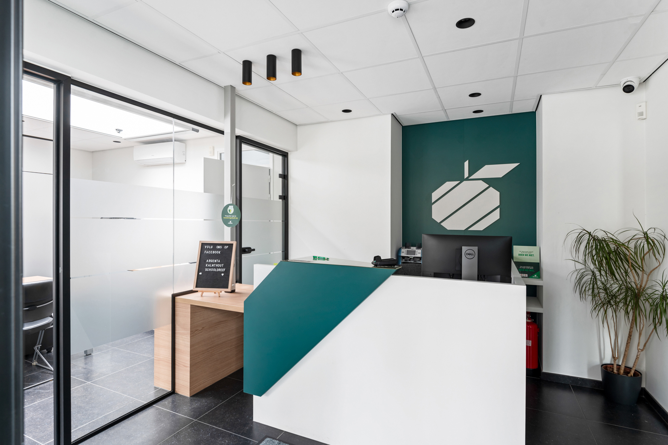 Huis te koop in Kalmthout met 4 slaapkamers - foto 3