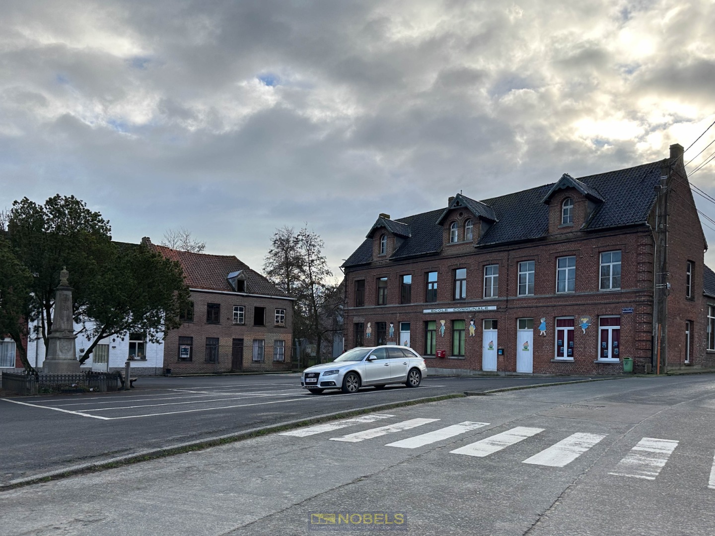 Te koop, groot perceel (2.093m²) in uiterst rustige omgeving te Frasnes-lez-Buissenal - foto 5