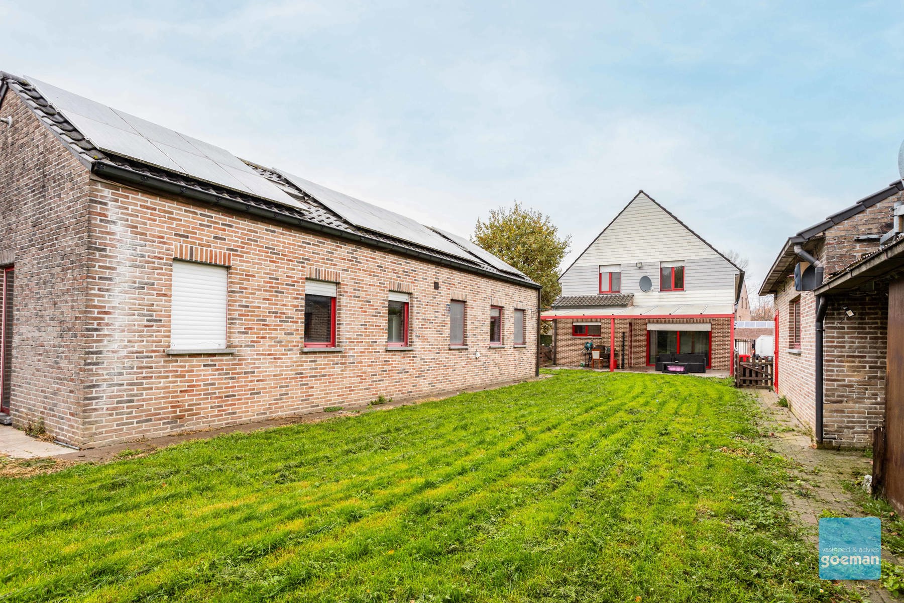 Ruime woning met zicht op de velden en polyvalente ruimte - foto 5