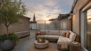 Groot appartement op de gelijkvloerse verdieping van een verzorgd gebouw in het dorp van Westkapelle, op fietsafstand van het centrum van Knokke. Een mooi en breed appartement voorzien van 2 ruime slaapkamers en een heerlijk zonneterras. <br /><br />In de leefruimte en de keuken kunt u genieten van veel licht dankzij de mooie gevelbreedte van ca. 8 meter. Dit is vrij uitzonderlijk en zorgt voor een aangename sfeer en een absoluut gevoel van ruimte. <br /><br />Recent gebouw (2002°) en geen energiezorgen dankzij het energielabel B. <br /><br />Indeling: inkom met een ingebouwde vestiaire en apart toilet, een ruime en brede woonkamer met aansluitend een volledig ingerichte keuken. De keuken zit netjes weggestoken maar behoudt toch een leuke connectie met de leefruimte. Naast de keuken nog een vrij ruime berging/wasplaats. Aan de achterkant zijn er 2 grote slaapkamers (met rolluiken) die allebei toegang verschaffen naar een zuidgericht terras. Het terras is ruim, zonnig en beschikt over een handig poortje die uitgeeft op de achterliggende fietsenberging. Verder nog een ruime badkamer met zowel een ligbad als douche. <br /><br />Prijs/kwaliteit een zeer mooi appartement op grondgebied Knokke-Heist.<br /><br />Bezoeken of meer informatie? <br />Contacteer Willem Cauwels op tel. 050/89.27.70.