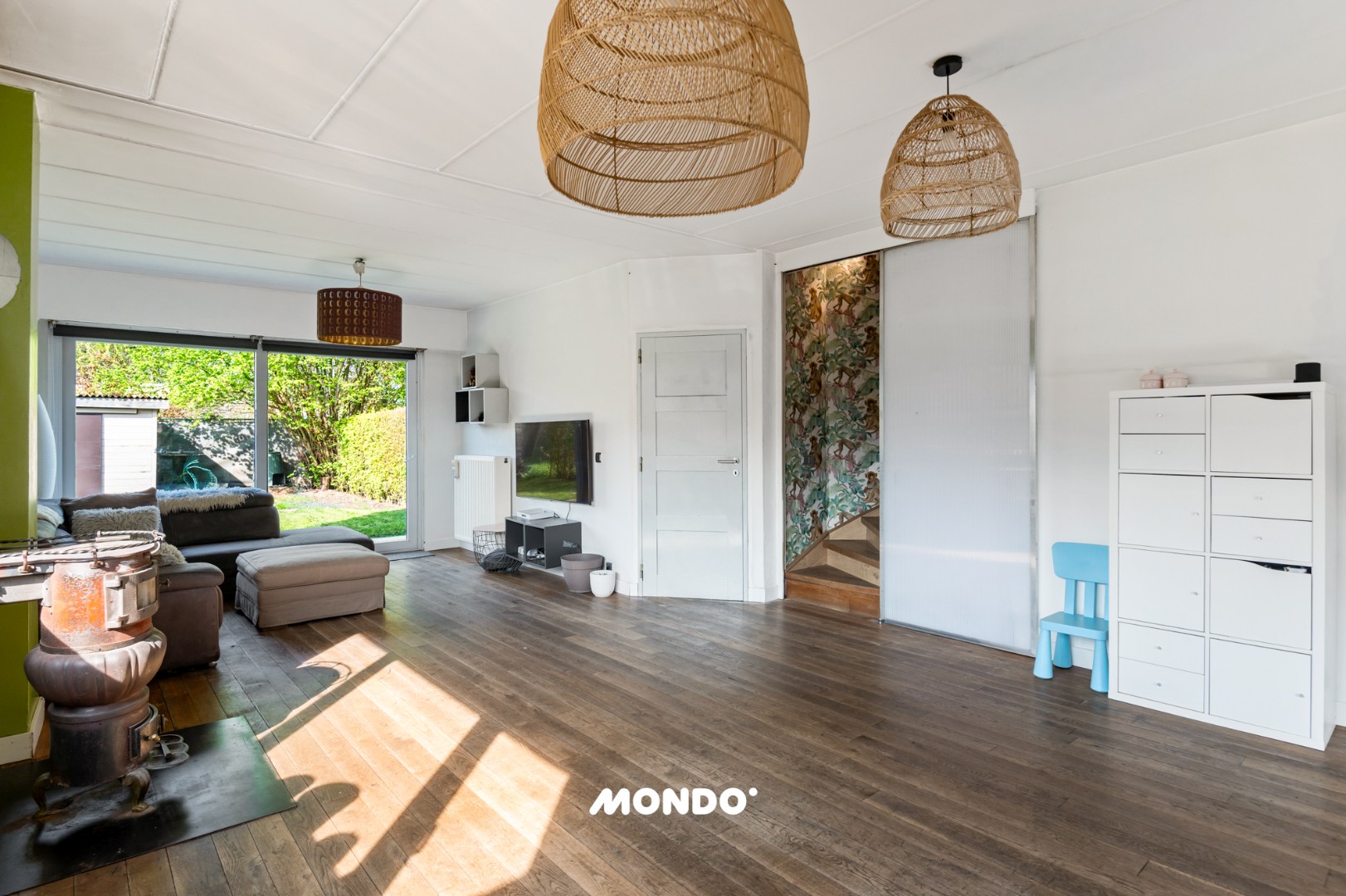 Ruime gezinswoning met 6 slaapkamers, zonnepanelen en zuidgerichte tuin - foto 4