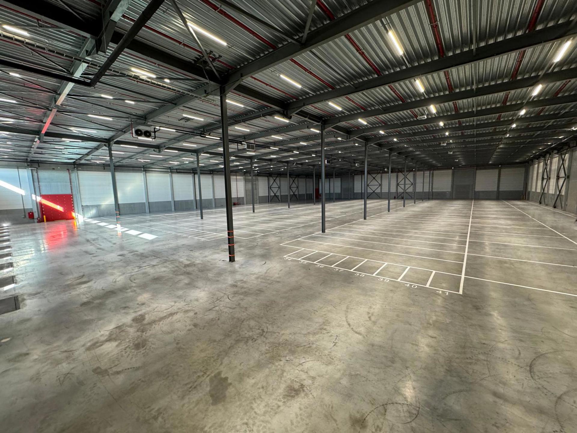 Logistiek gebouw te huur in Zeebrugge - foto 4