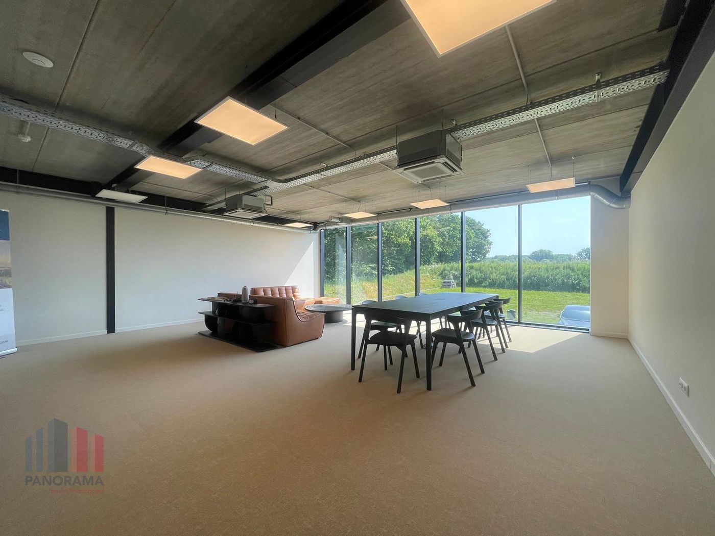 364 m² kantoorruimte nabij de E40 - foto 2