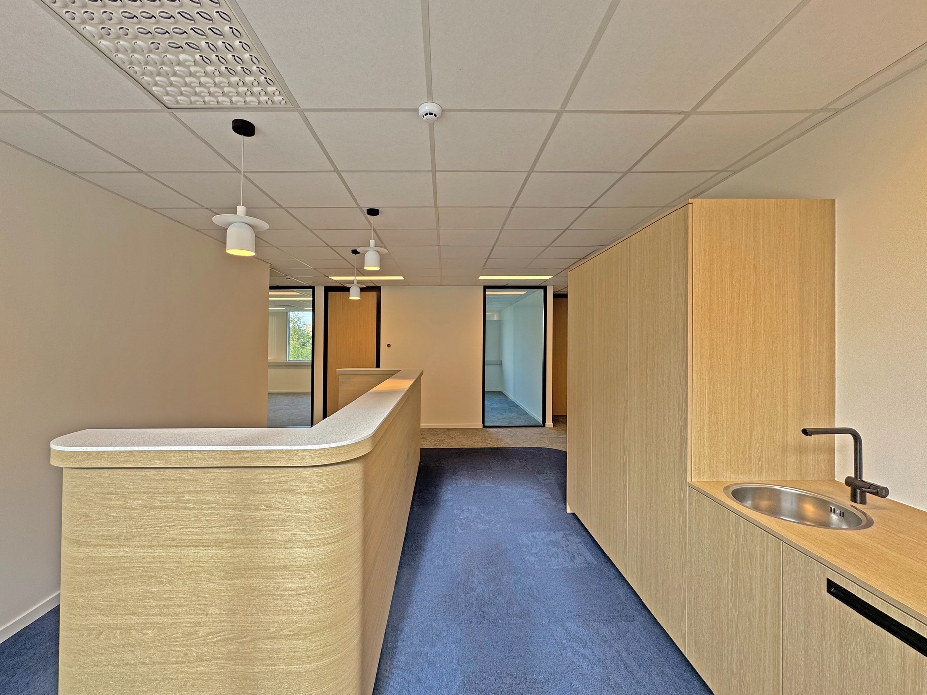 Multifunctionele kantoorruimtes te huur in het Axxes Business Park - foto 4