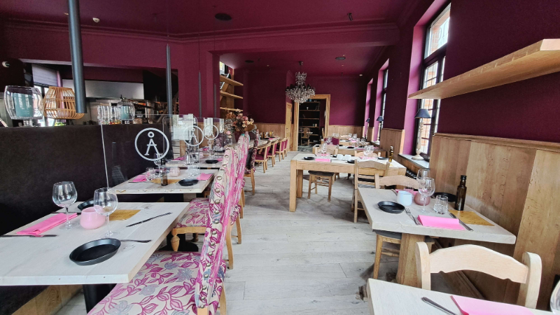 Instapklaar Horecapand met ruim Terras te huur in Sint-Andries Brugge - foto 4