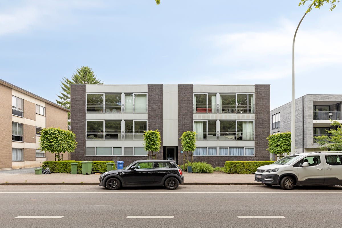Ruim appartement met 2 slpk en garage te koop in Brasschaat - foto 2
