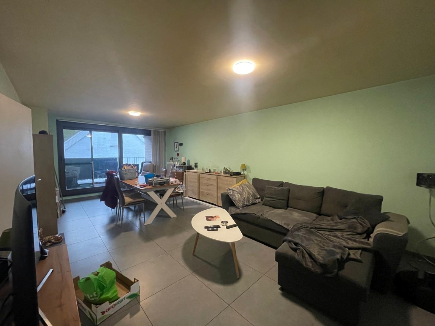 Gezellig en mooi appartement met 2 slaapkamers en autostaanplaats te huur in centrum van Geel! - foto 2