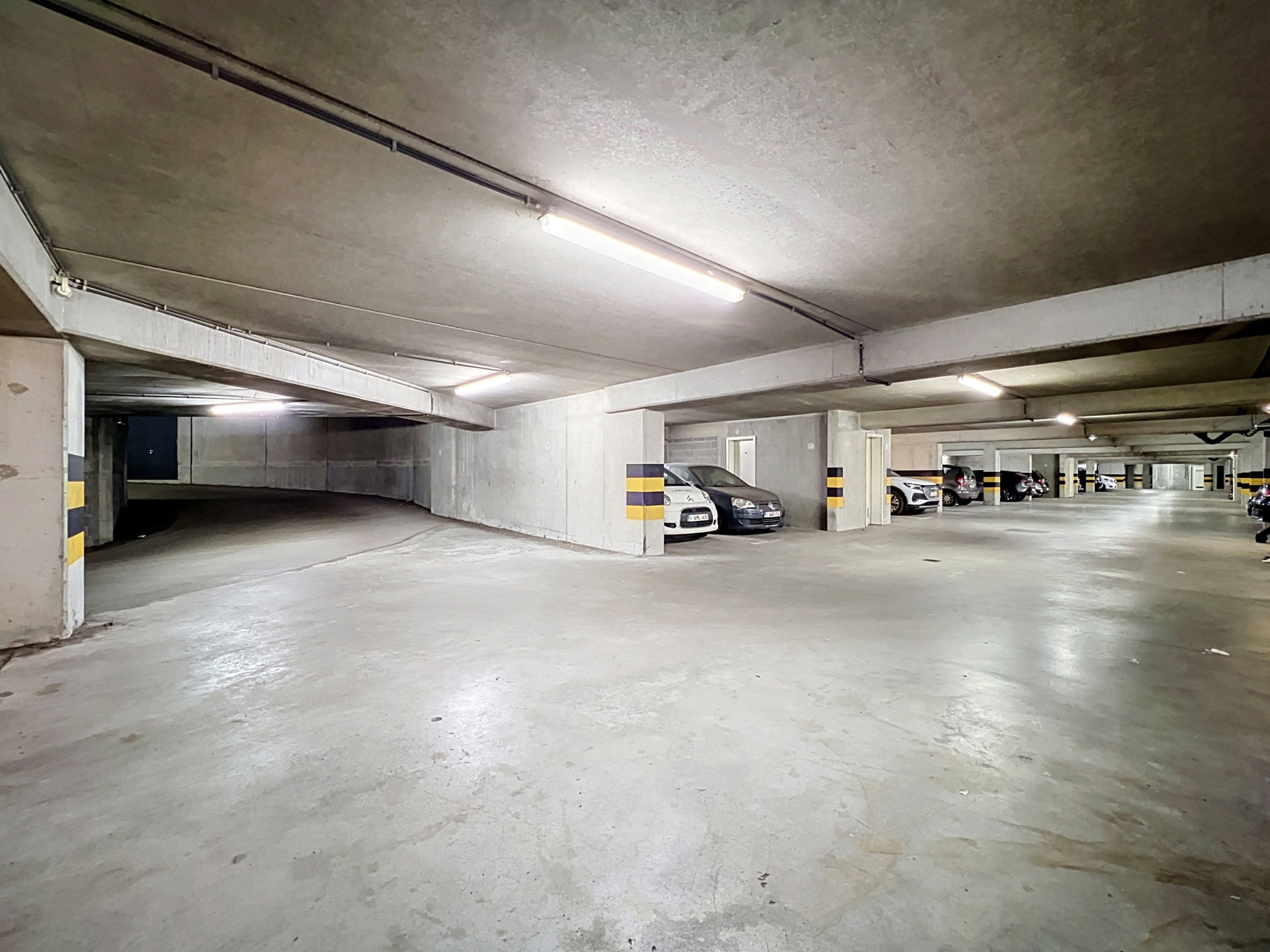 ELSENE : PARKING  - foto 4