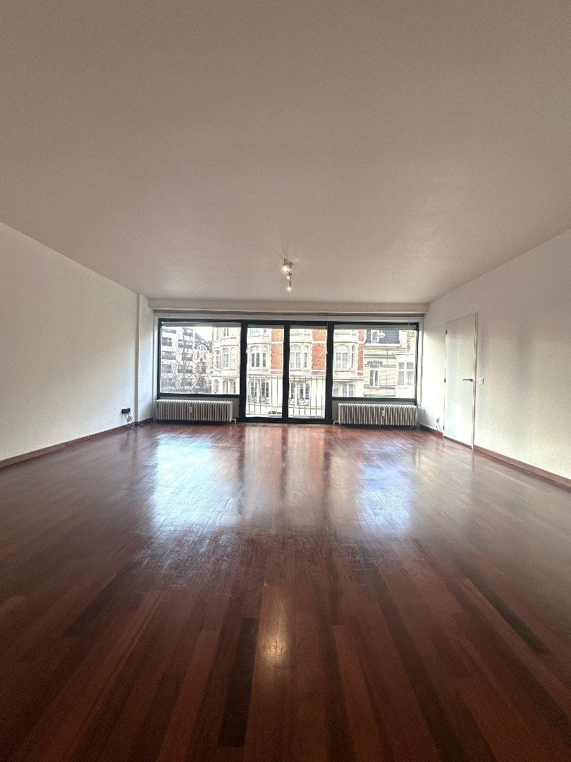 Ruim appartement vlakbij Station Gent Sint-Pieters - foto 2