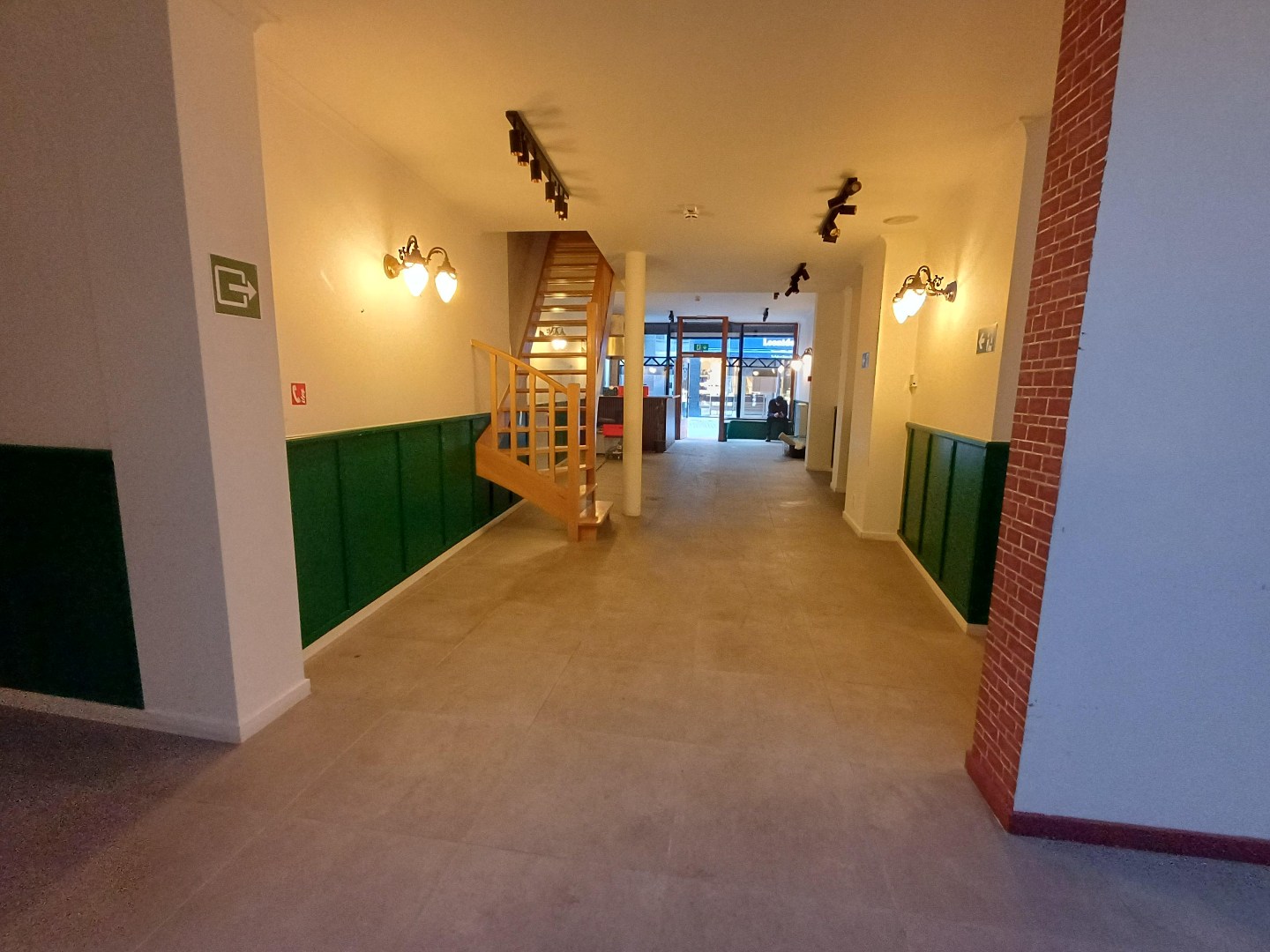 Commercieel te huur in Antwerpen - foto 3