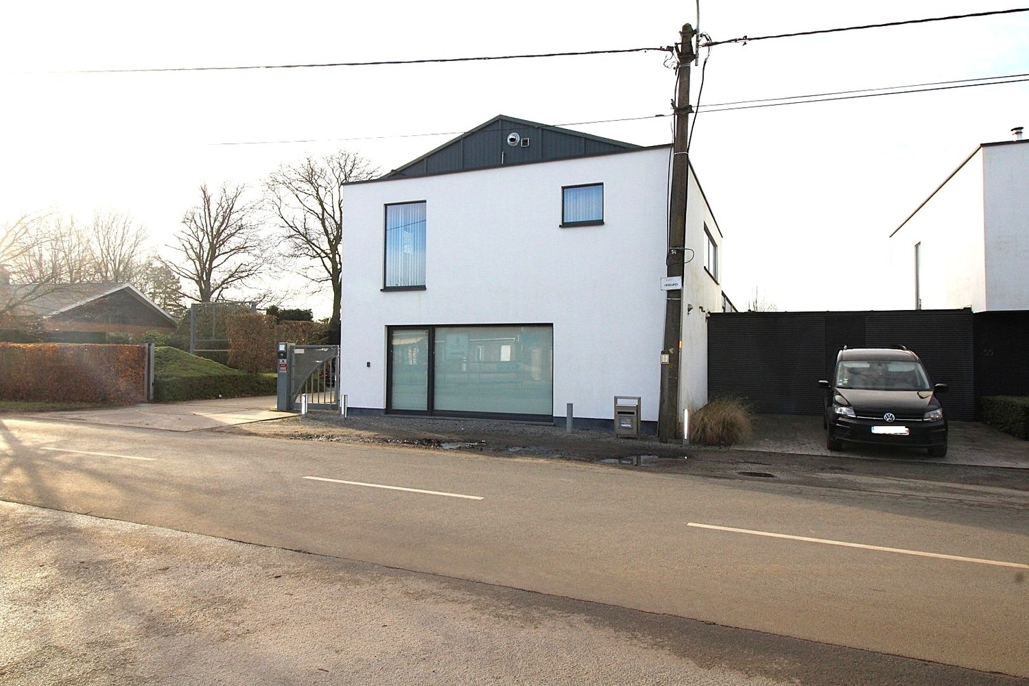 TE HUUR te huur Maldegem-Kleit | 150m² moderne en compleet uitgeruste kantoor- of praktijkruimte. - foto 2