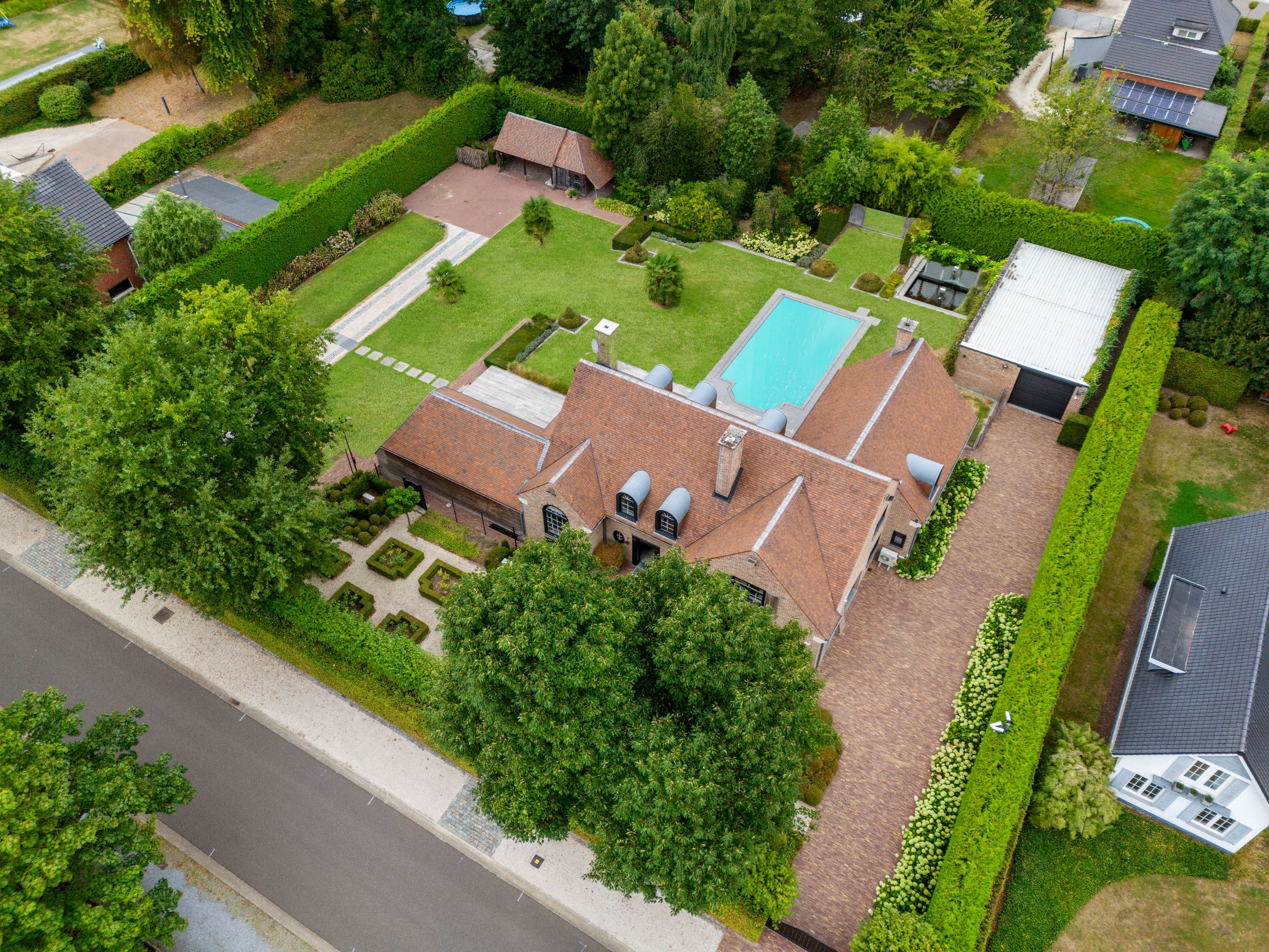 Uitzonderlijke villa in residentiële wijk Sterrebos - foto 2