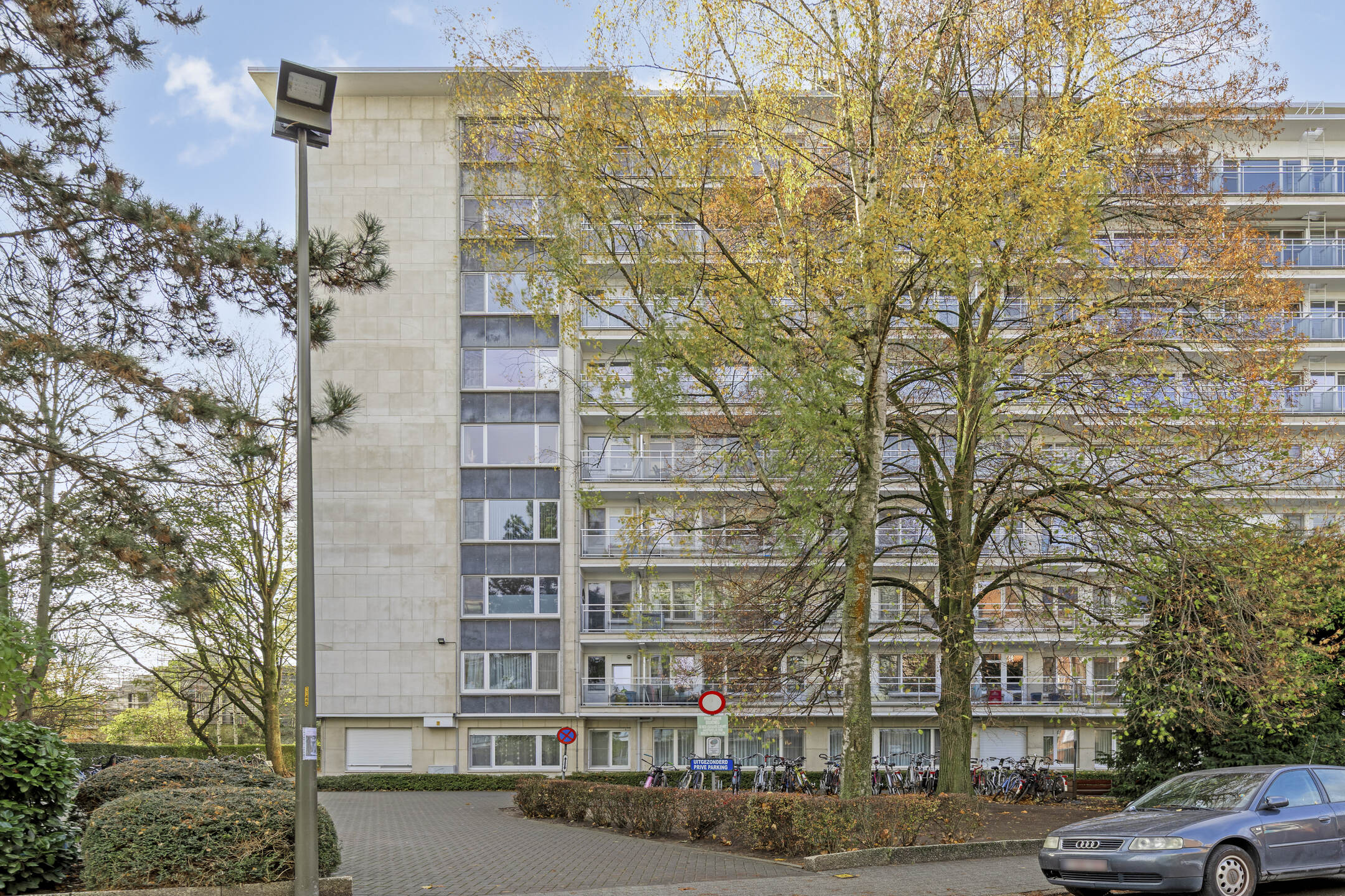 Gelijkvloers appartement met terras in het centrum te koop - foto 2