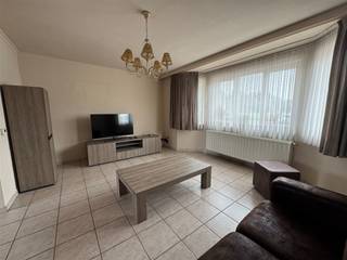 Ruim gelijkvloers appartement met 2 slaapkamers, terras en autostaanplaats te Kinrooi. ALGEMEEN:- Appartement gelegen op de gelijkvloerse...
