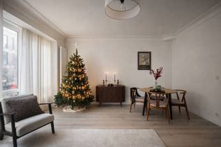 Handelshuis in een levendige omgeving nabij het station te Mechelen!Dit pand bevat een karaktervol handelsgelijkvloers waarin sinds 1980 een...