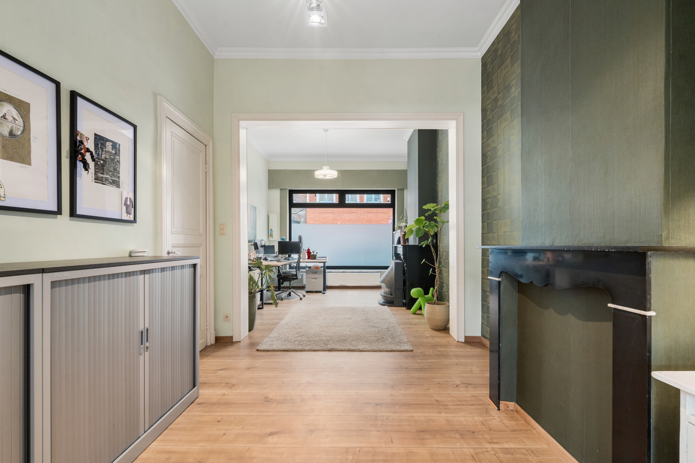 Karaktervolle woning met tuin en verrassend veel ruimte - foto 1