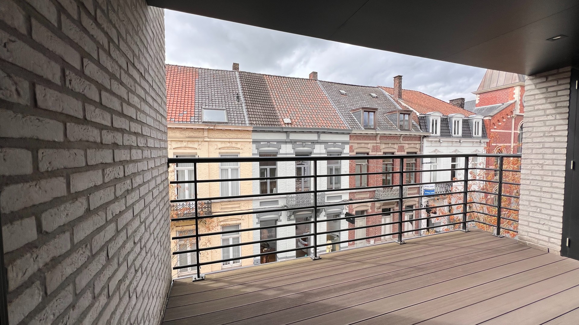 Stijlvol en energiezuinig appartement met twee terrassen in hartje Roeselare - foto 4