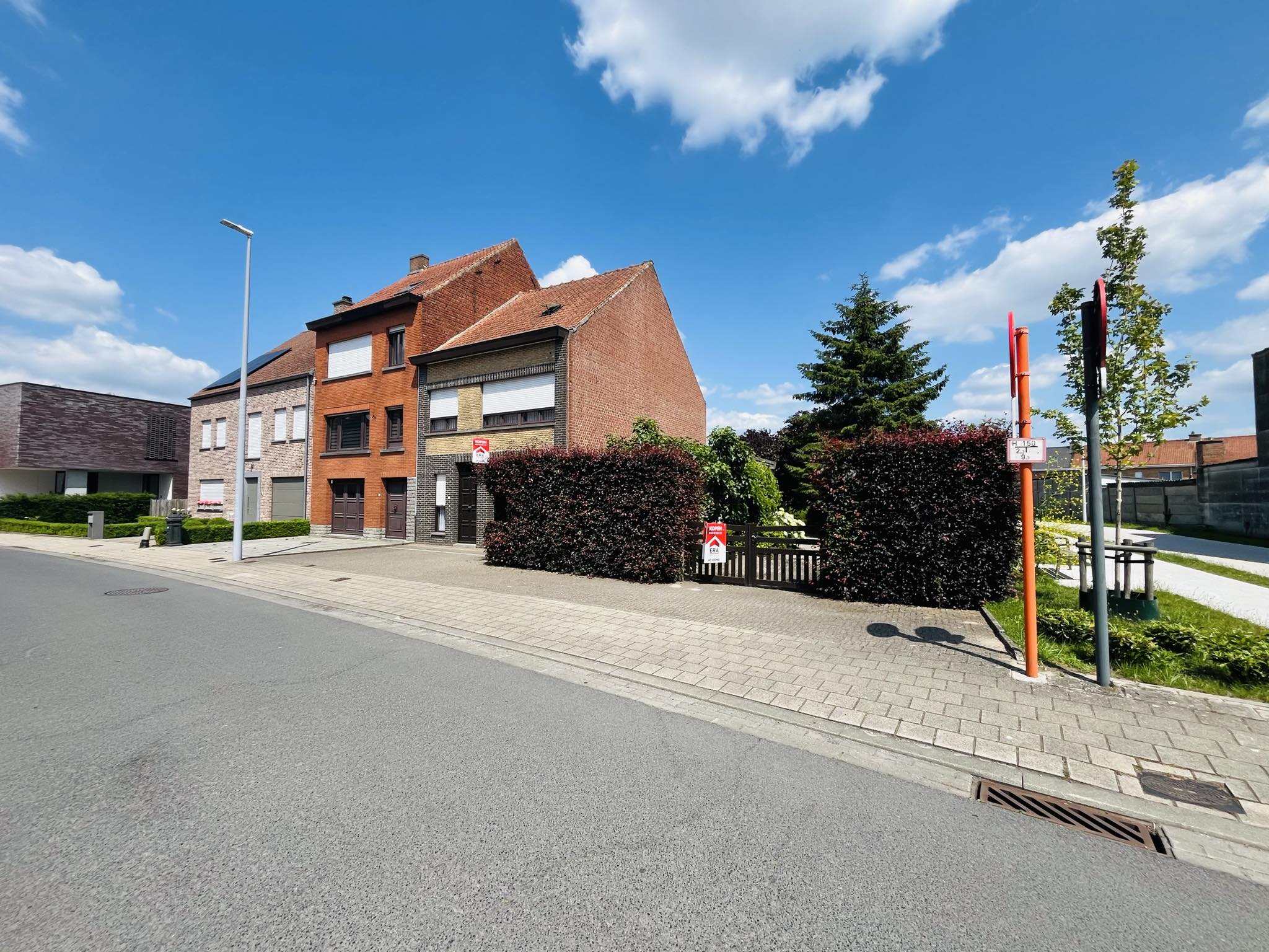 Ruime gezinswoning met diepe tuin in Wevelgem - foto 3