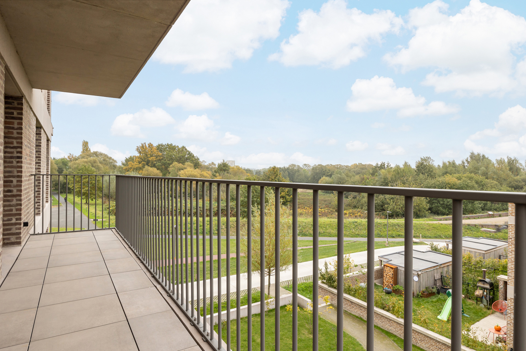 Licht, luxe en zicht op groen in hartje Wilrijk - foto 2