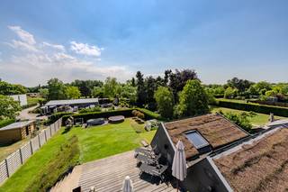 À VENDRE : Bâtiment commercial multifonctionnel avec résidence à Oudenburg - Idéal pour les affaires et la vie !Découvrez ce bâtiment...