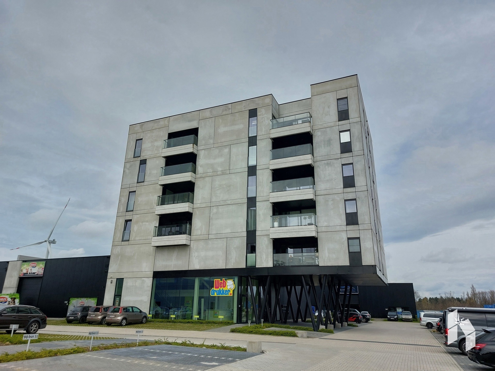 Modern appartement met 2 slaapkamers! - foto 1