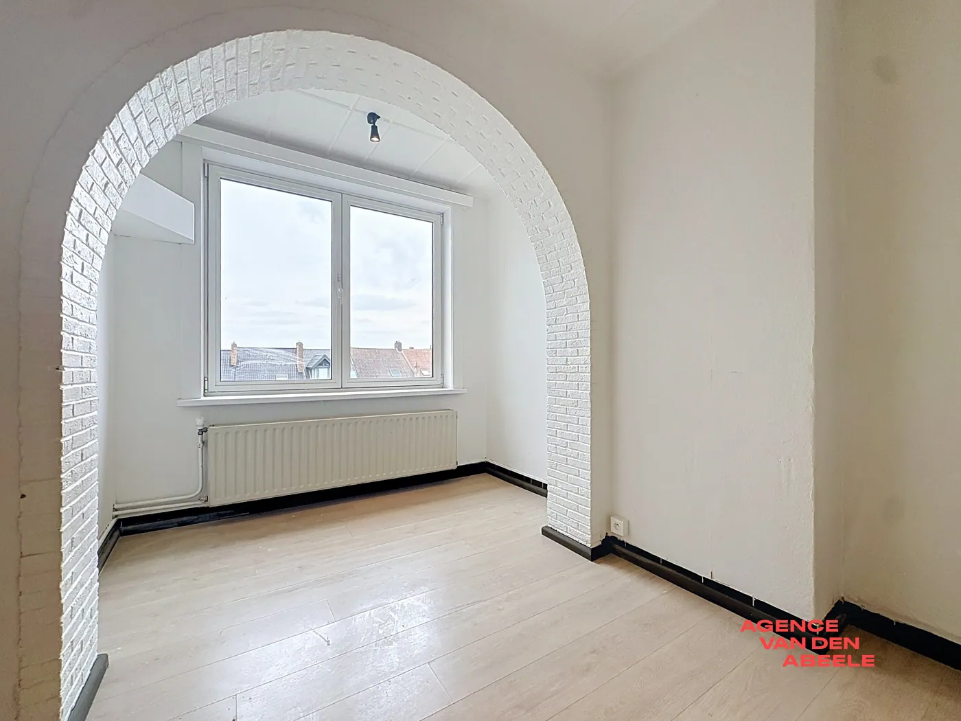 Spacious and bright apartment - photo 5