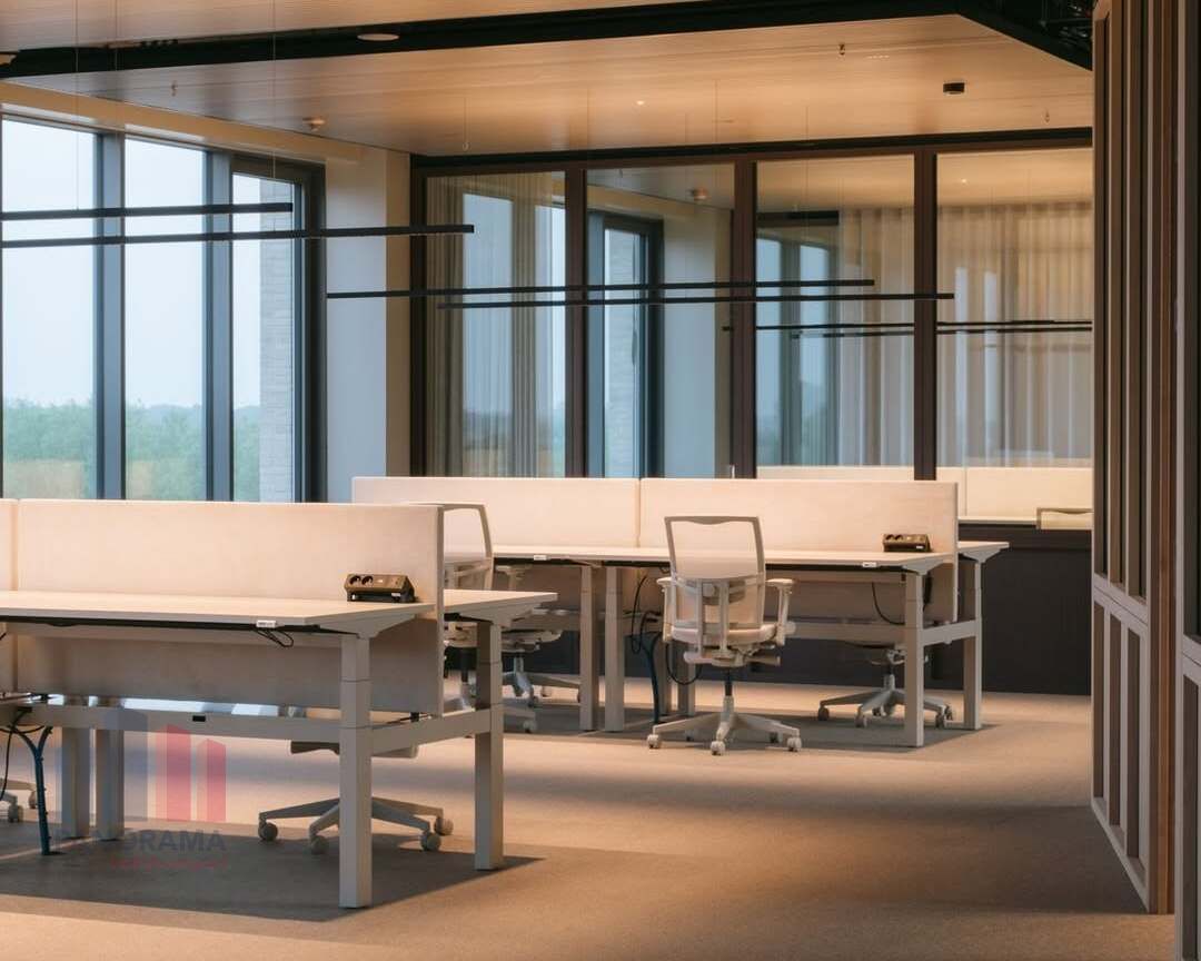 20 ateliers à un emplacement de choix dans le centre d'affaires The Yard, près de l'E40 - photo 3