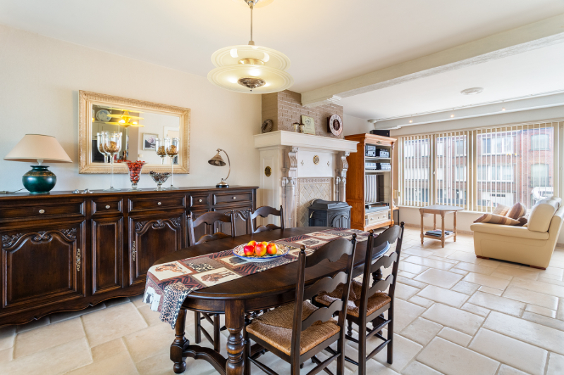 Ruime woning op toplocatie, mooie tuin, instapklaar! - foto 4