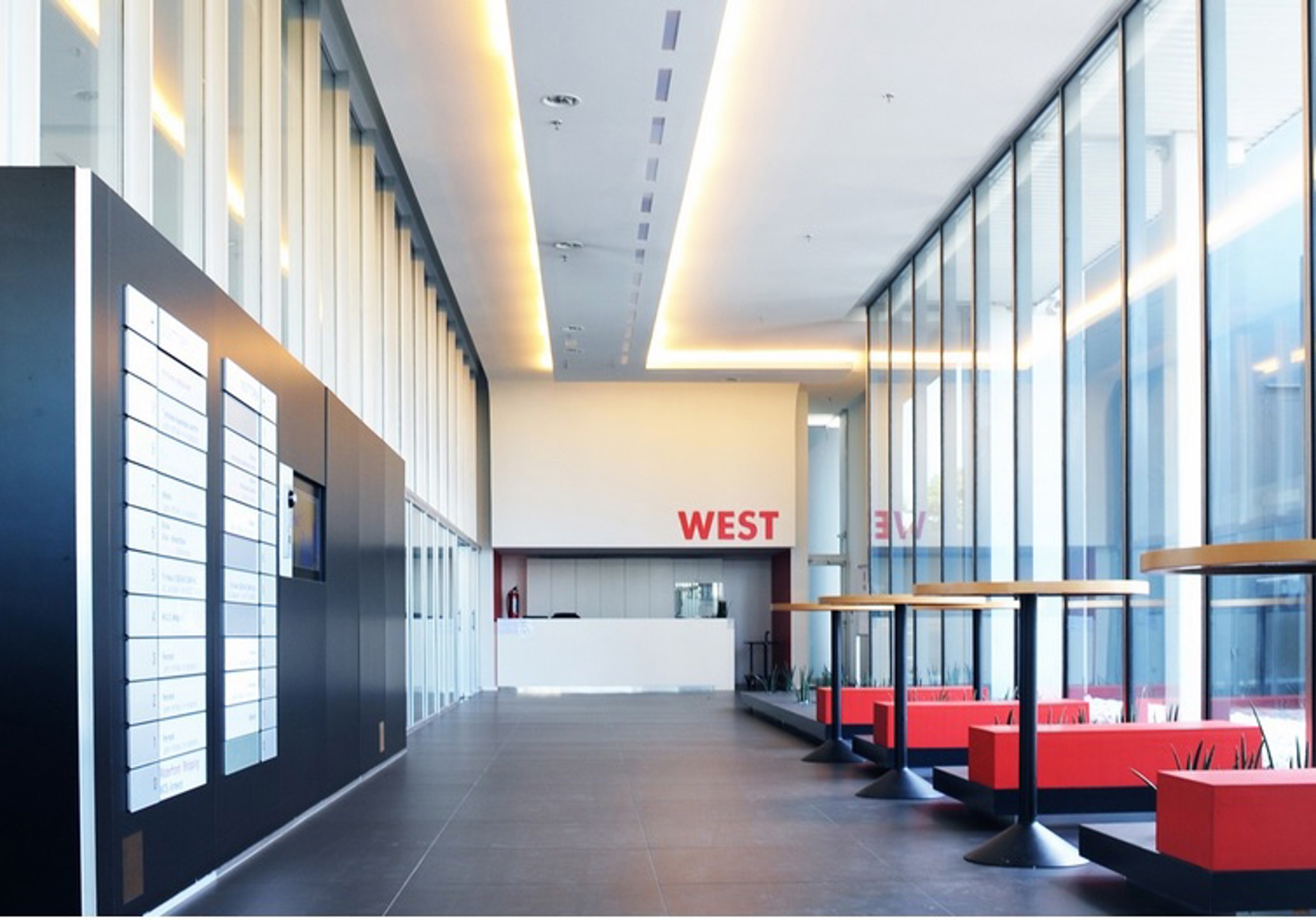 Antwerpen: Kantoren en werkplekken te huur in Ahlers Building. - foto 4