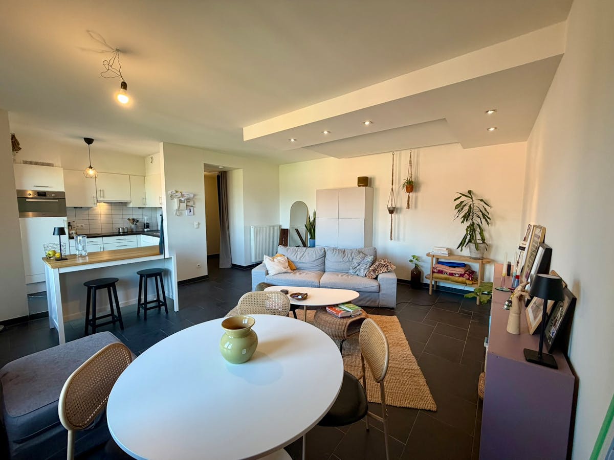TE HUUR: Appartement met 2 slaapkamers in Hasselt centrum - foto 4
