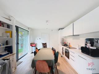 SCHAERBEEK: New build opposite RTBF in a small, new low-energy complex, we are offering this superb one-bedroom flat with a garden of approx. 70m².On...