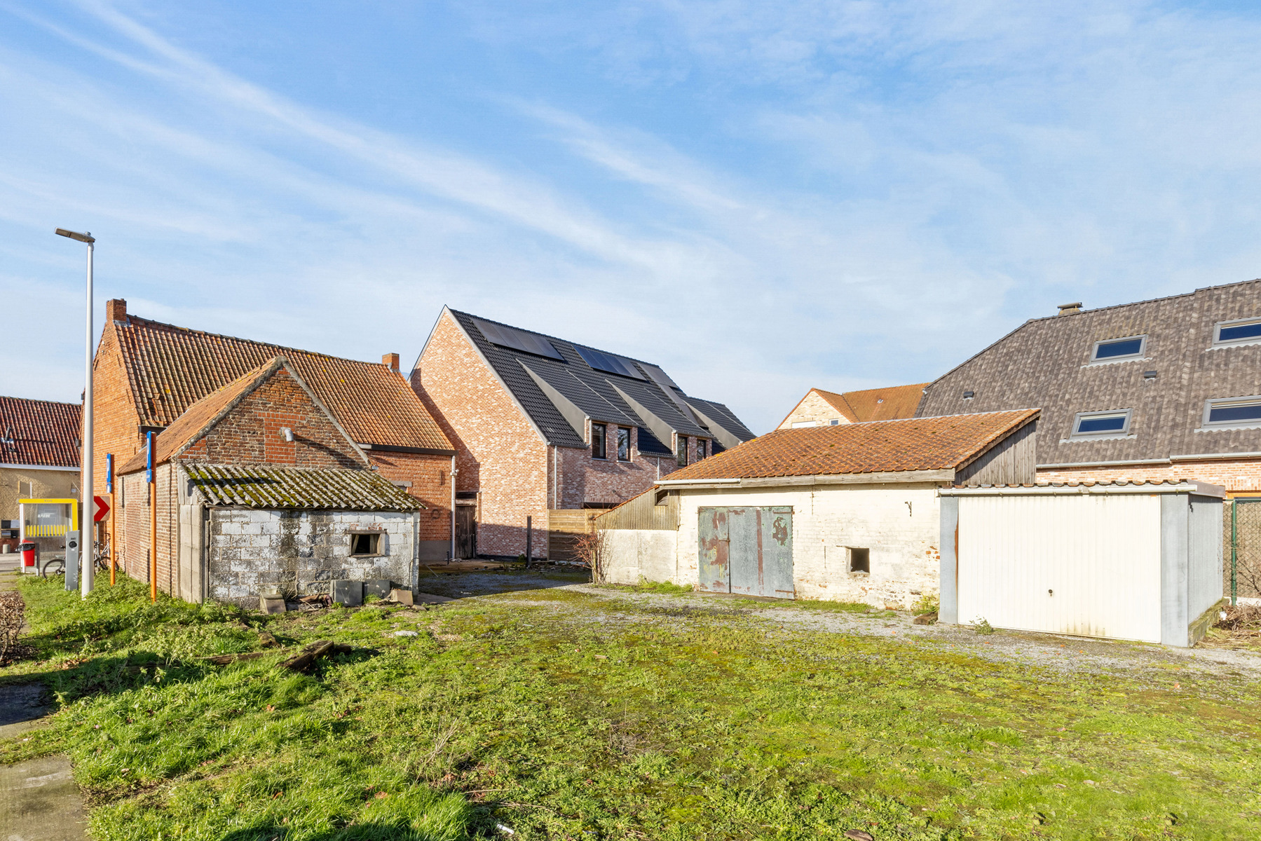 Ruim perceel met mogelijkheden voor nieuwbouw - foto 5
