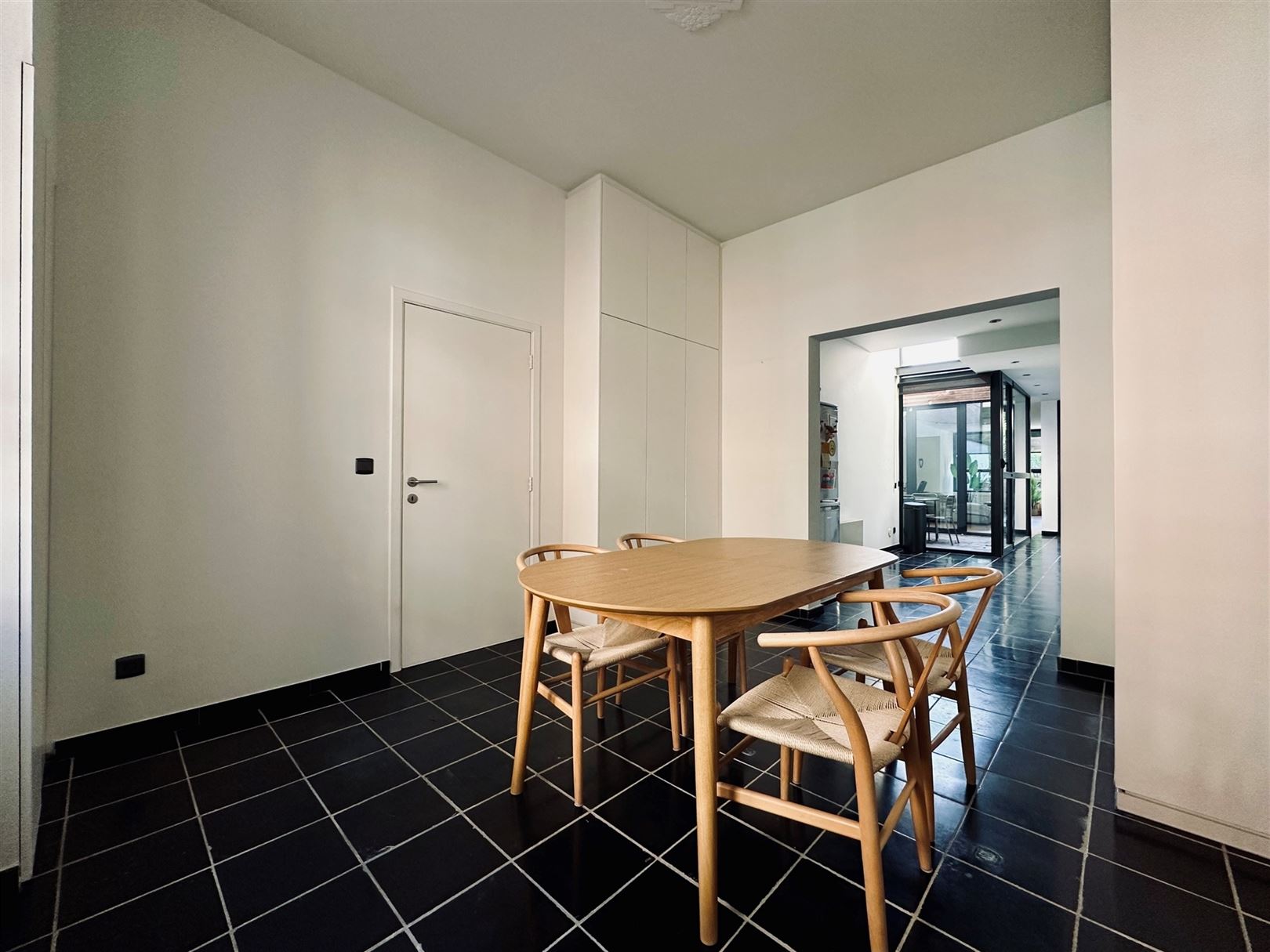 Charmante woning op een ideale ligging in Steendorp - foto 4