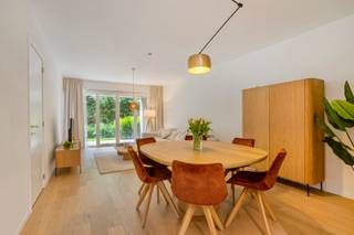 In het prachtige Rapidpark, in het hart van Bertem, vindt u dit lichtrijke en kwalitatief afgewerkte gelijkvloers appartement.Het appartement...