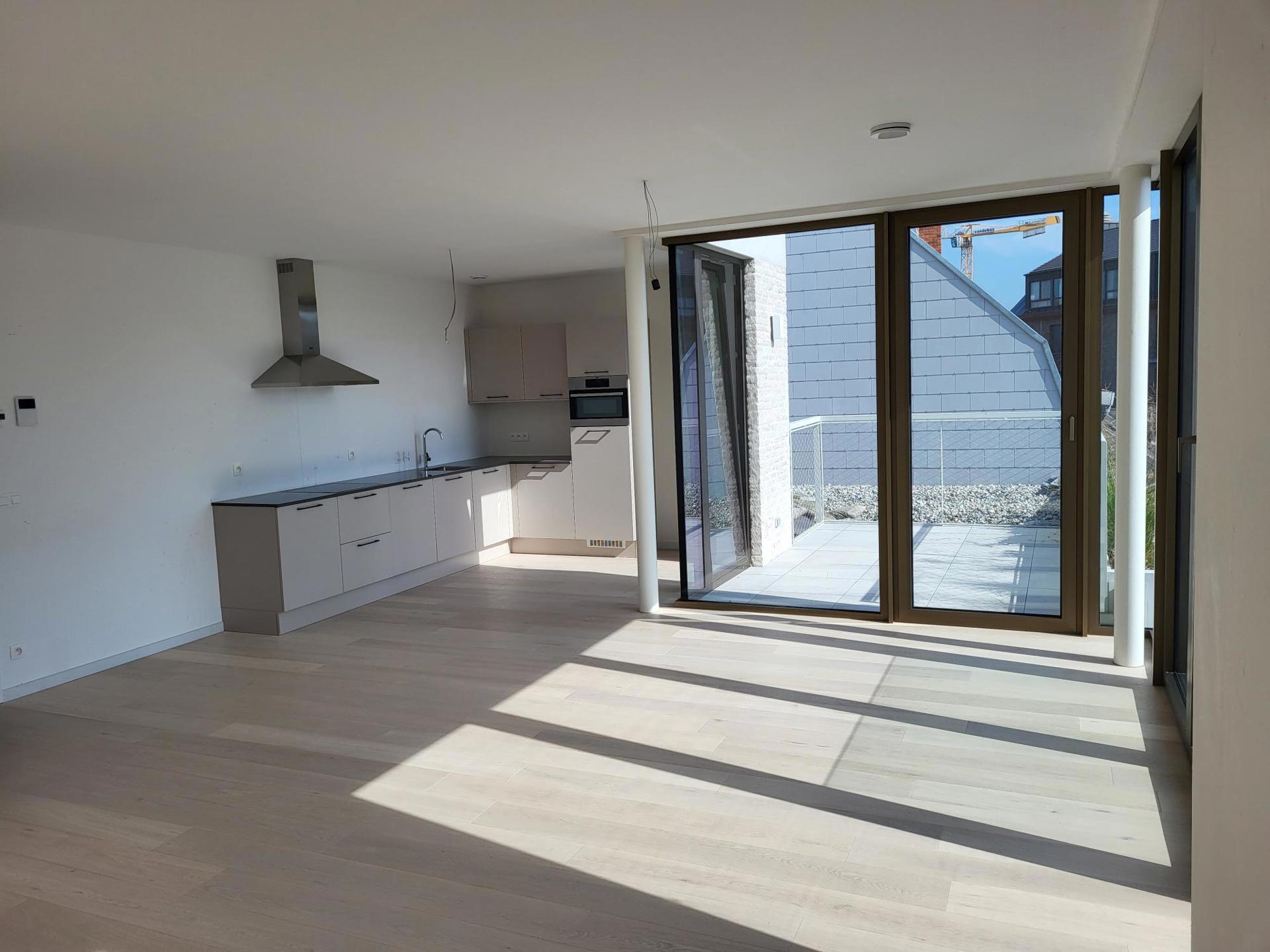 INSTAPKLAAR BEN-APPARTEMENT 100m², MET 2 SLAAPKAMERS - foto 2