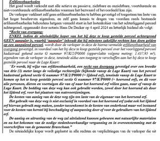 Centraal gelegen lot bouwgrond geschikt voor het bouwen van een ruime alleenstaande ééngezinswoning.Oppervlakte : 14a 38caHet lot is belast met een...