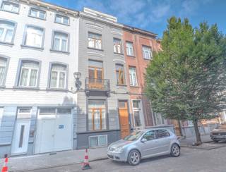 Informatie en bezoek: 0471 682 737 of dries.v@weinvest.beDit eengezinshuis, dat als zodanig erkend is door de gemeente, ligt in het hart van...