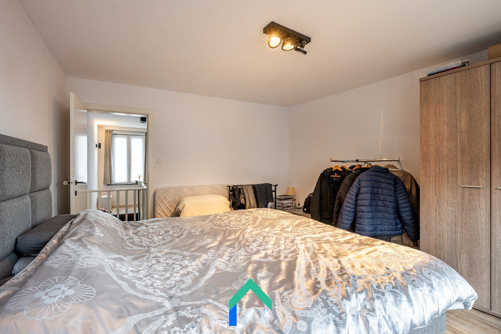 Gerenoveerd appartement in hartje Meulebeke - foto 5